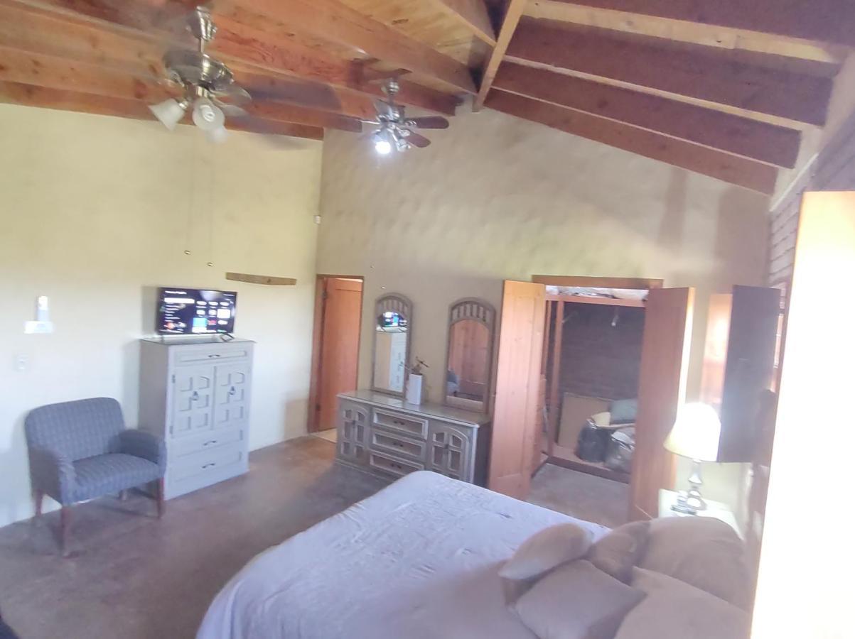 Rancho Los Amigos Cabin Lodge 恩塞纳达港 外观 照片